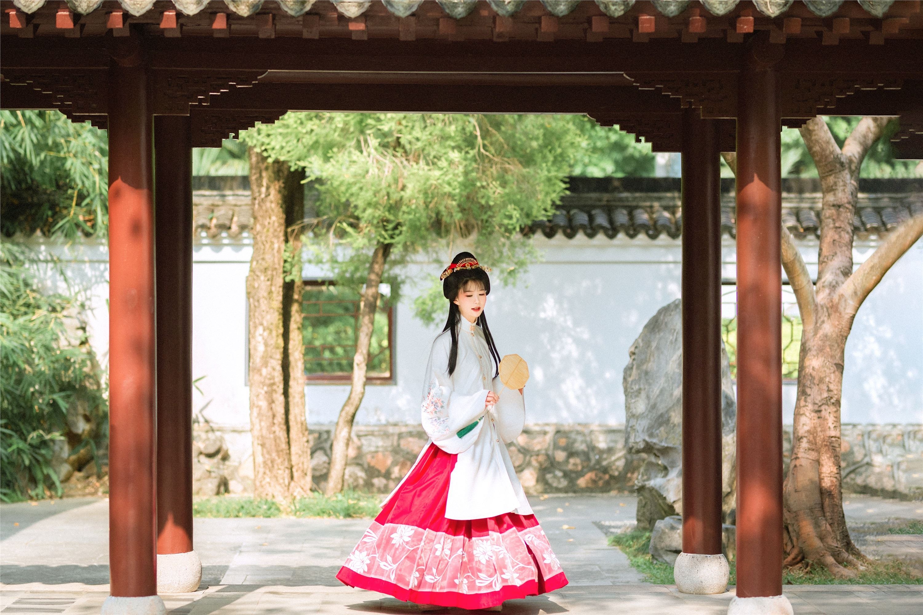 YITUYU艺图语 2021.09.04 绿意 兔小白